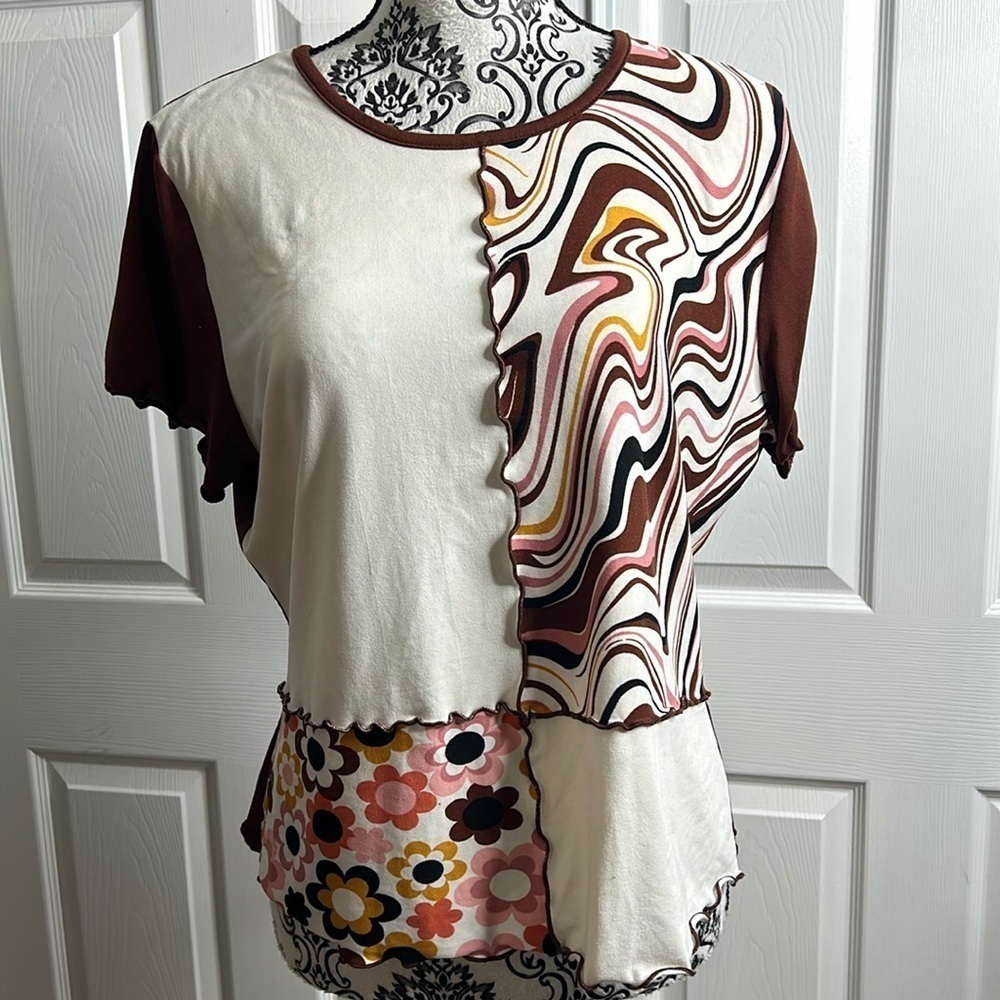 Brown Sixty’s Vibe Rolled Hem‎ T Shirt Short Sleeve S